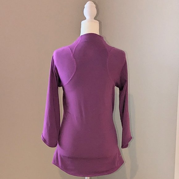 Nike Dri-Fit Running Top with 3/4 sleeves- Womens S - Picture 2 of 3